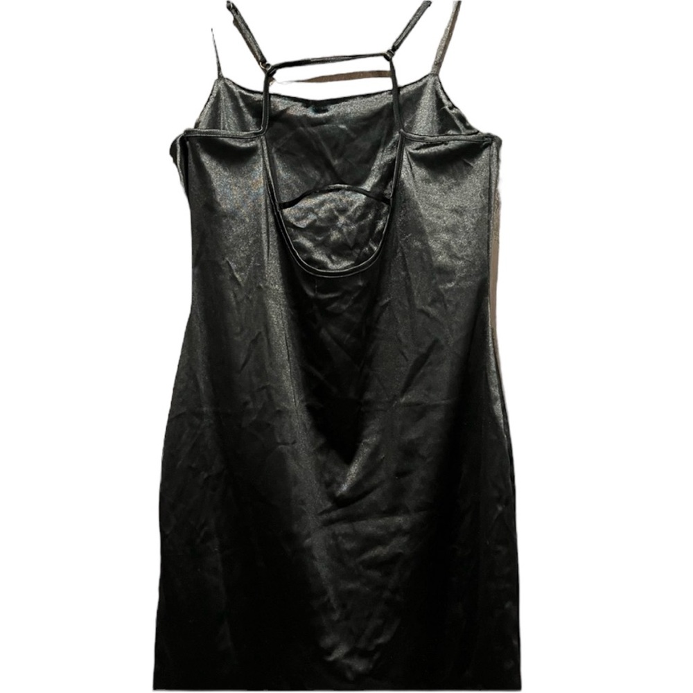 The Iconic & Always in Fashion Little Black Dress (LBD) Form Fitting Bodycon - Picture 4 of 7